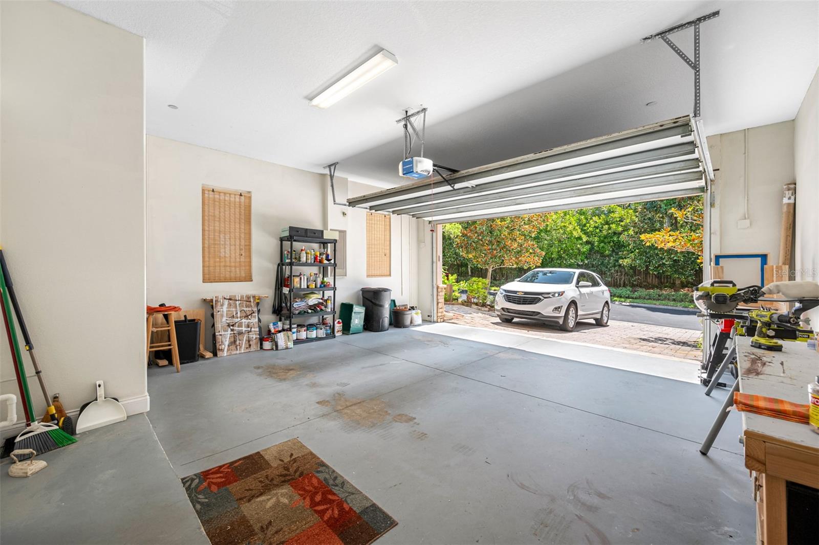 HILLSIDE LANDINGS - Residential