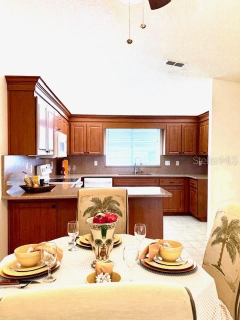 SPRUCE CRK SOUTH 11 - Residential