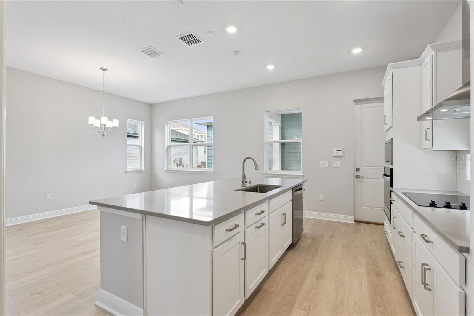 WESLYN PARK PH 3 - Residential