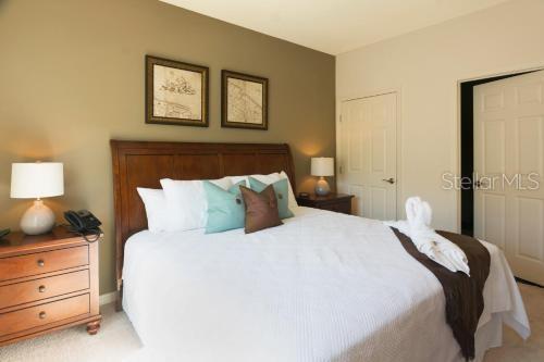 WEST LUCAYA VILLAGE - Residential