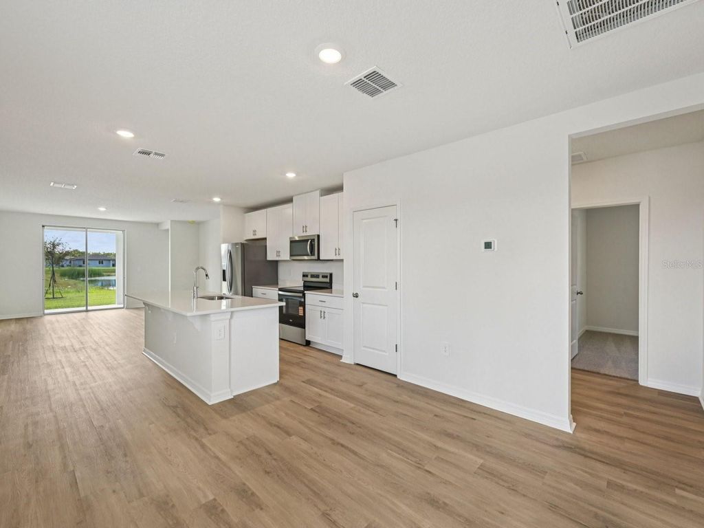 Photo of 13617 Shellmore Avenue, Palmetto, FL 34221 (MLS # TB8472556)