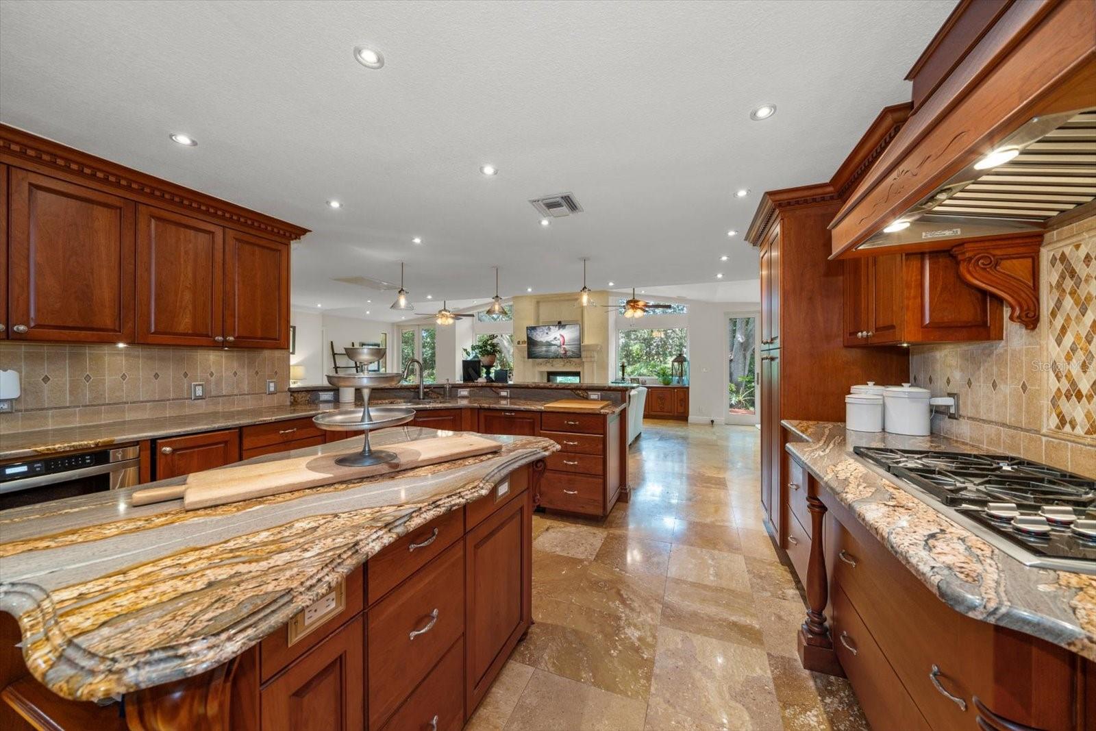 BELLEAIR PLACE - Residential