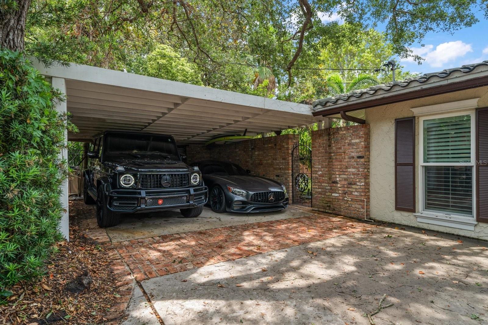 BELLEAIR PLACE - Residential