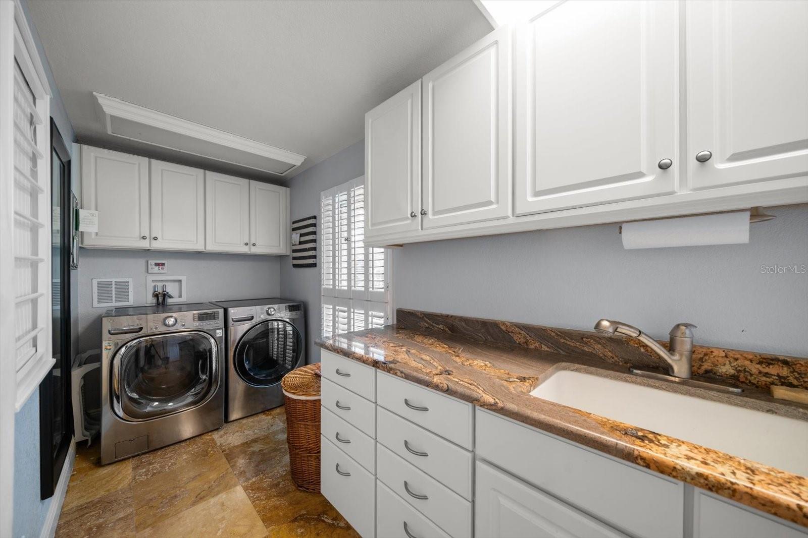 BELLEAIR PLACE - Residential