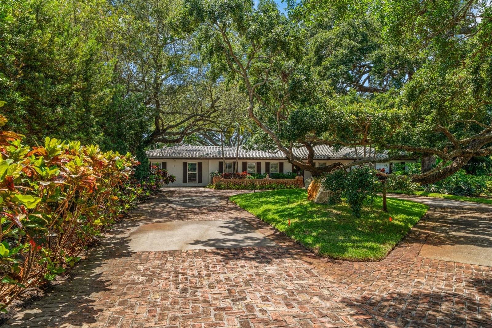 7 ROSERY LANE