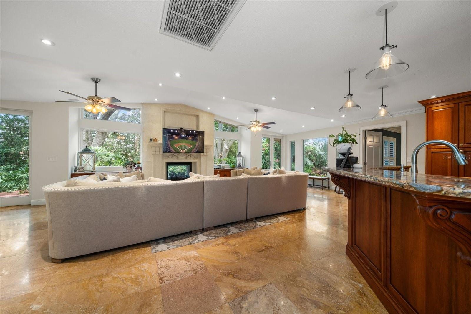 BELLEAIR PLACE - Residential