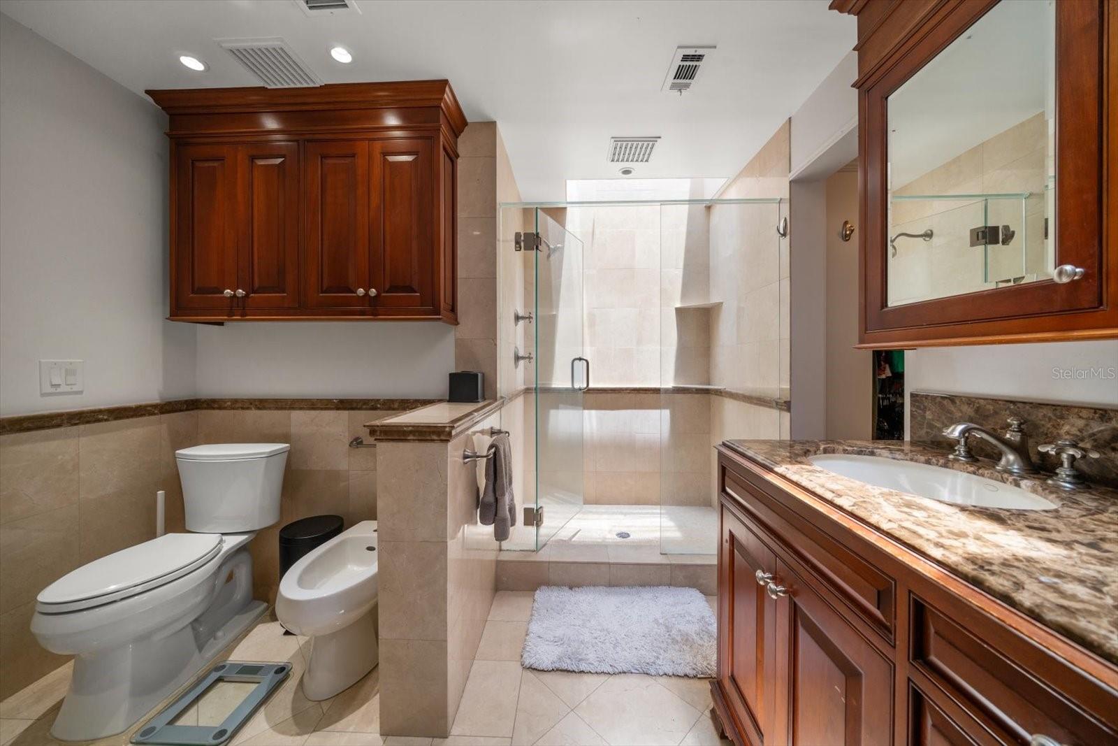 BELLEAIR PLACE - Residential
