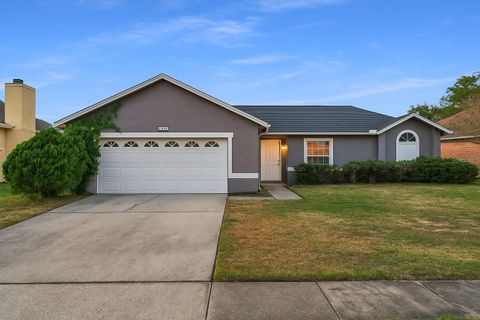 Photo of 1500 Heirloom Drive, Orlando, FL 32818 (MLS # S5139831)