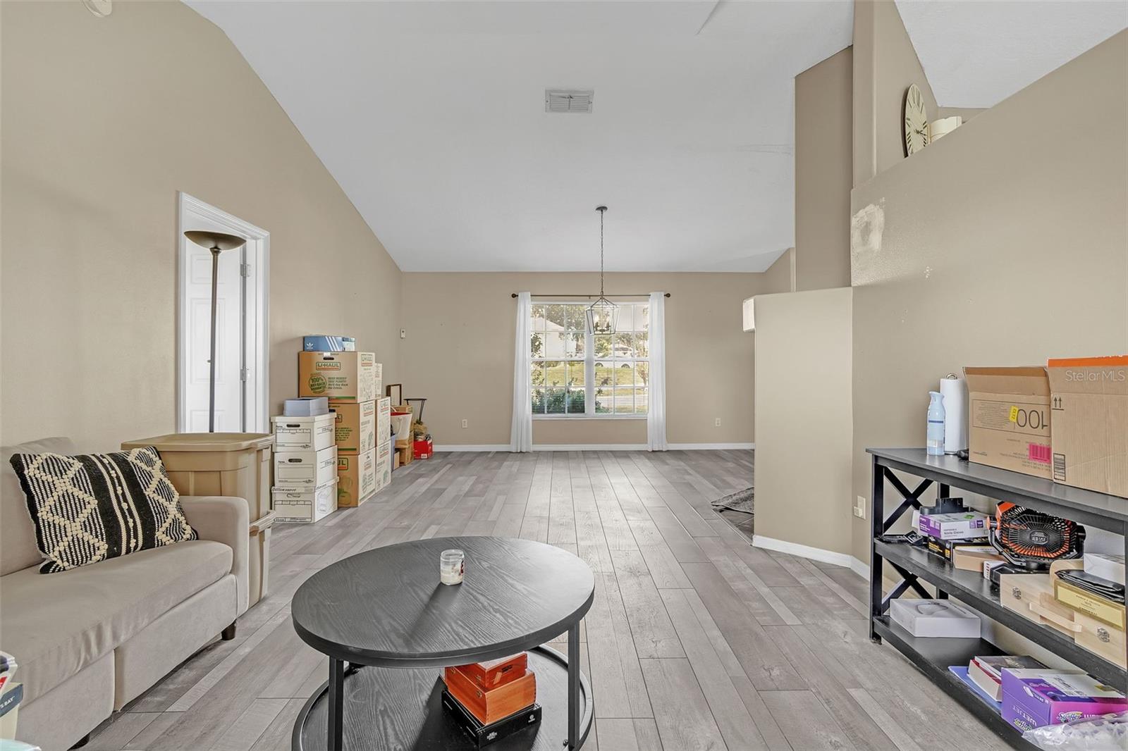 ROSE HILL GROVES - Residential