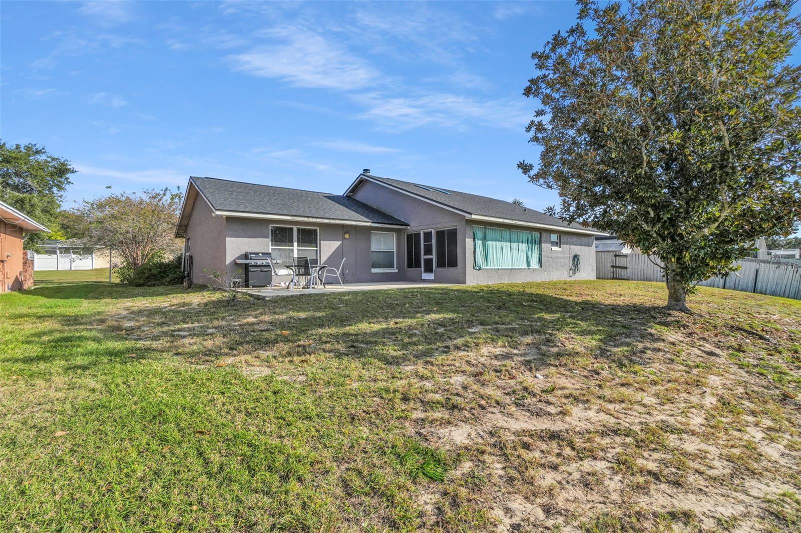 ROSE HILL GROVES - Residential