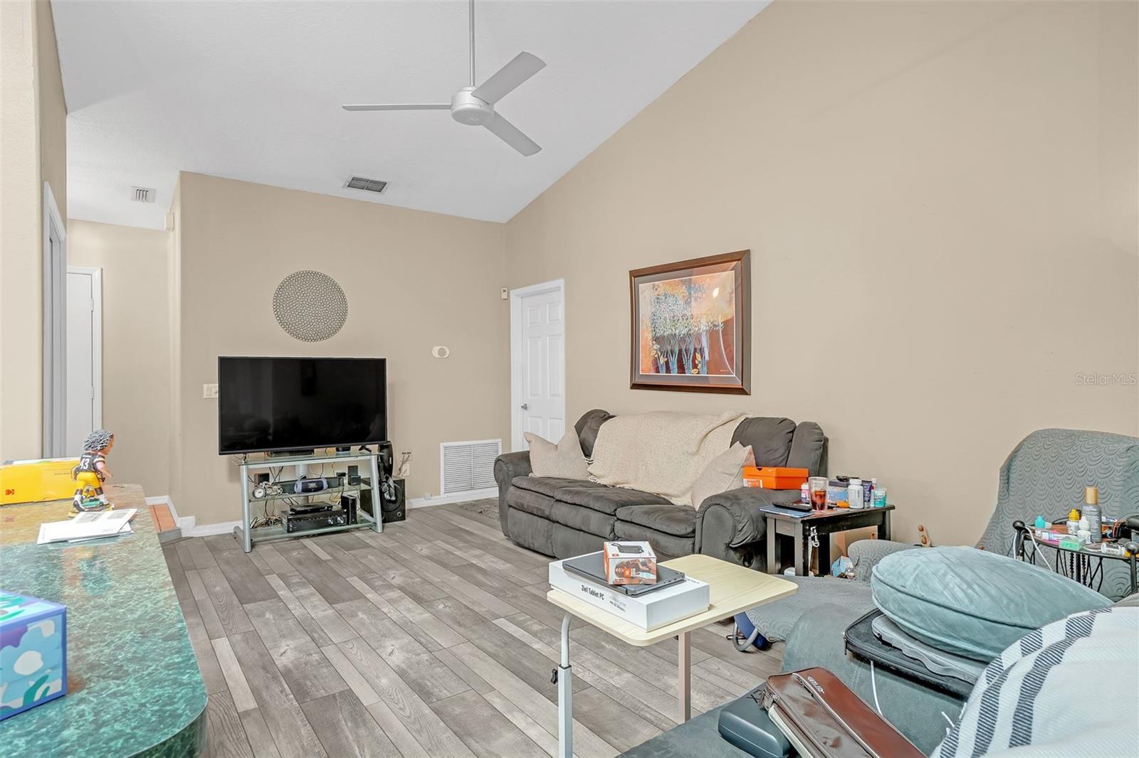 ROSE HILL GROVES - Residential