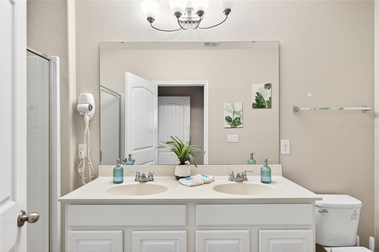 OAKMONT TOWNHOMES PHASE 1 - Residential