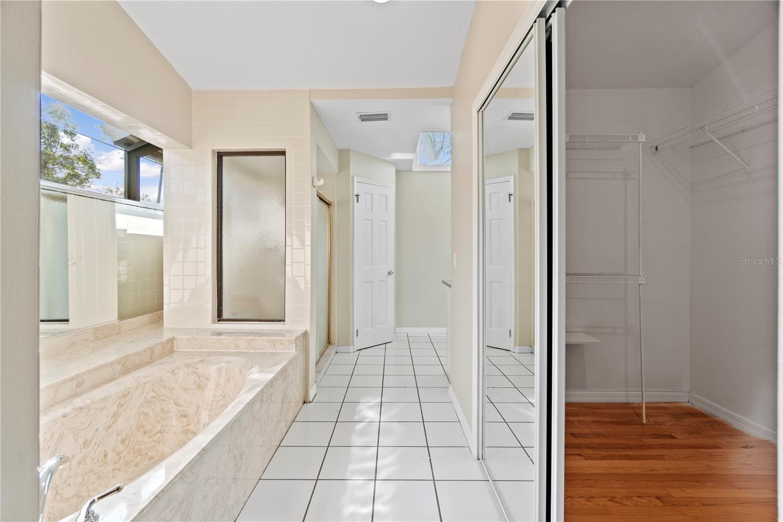 SILVER WOODS PH 02 - Residential Lease