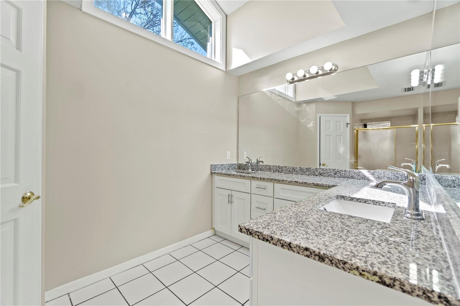 SILVER WOODS PH 02 - Residential Lease