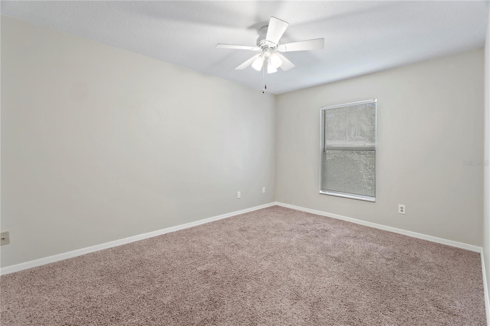 SILVER WOODS PH 02 - Residential Lease