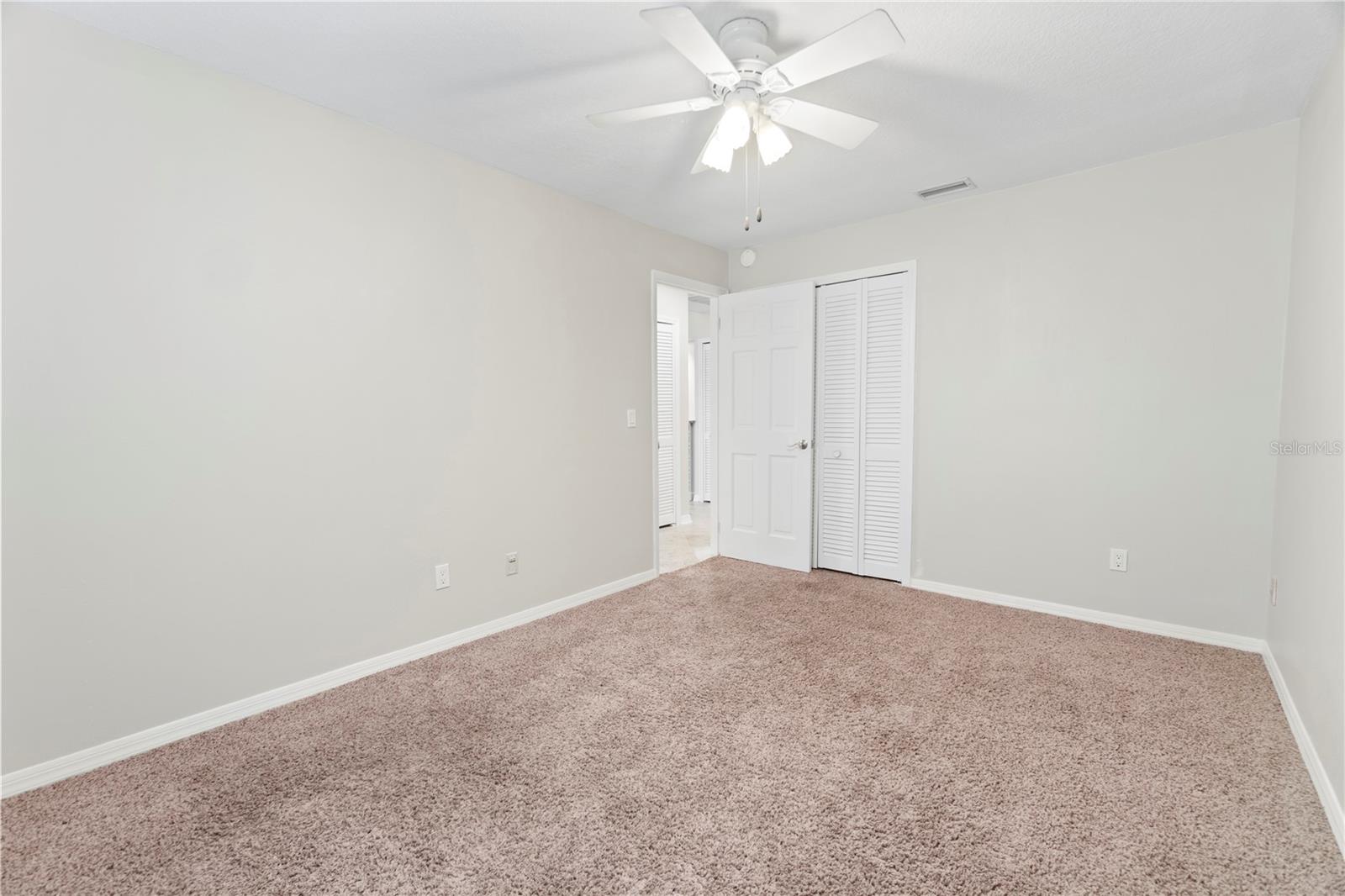 SILVER WOODS PH 02 - Residential Lease