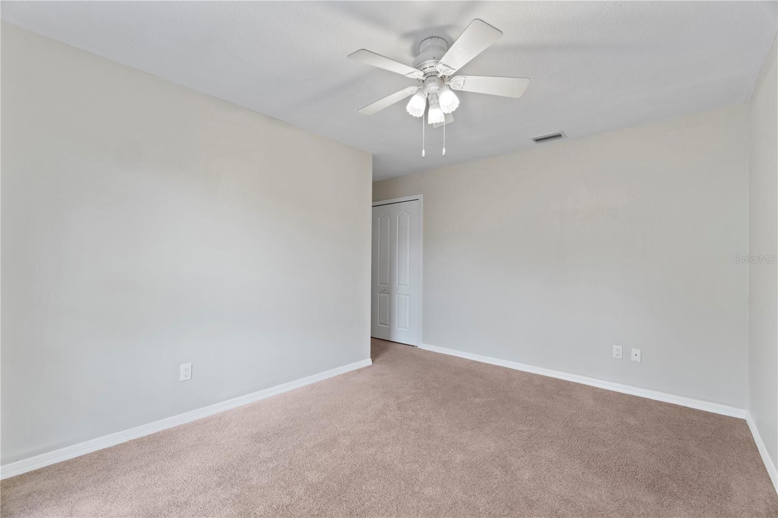 SILVER WOODS PH 02 - Residential Lease