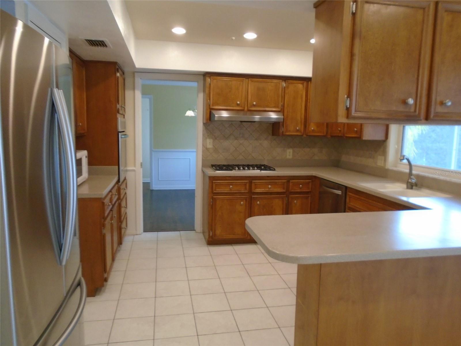 HIGHLAND PARK ESTATES FIRST ADD - Residential Lease