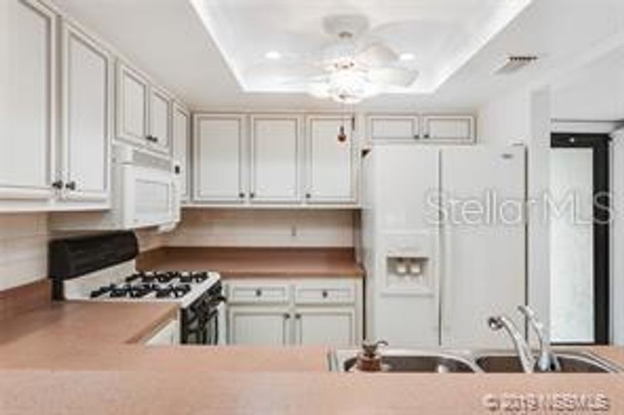 Two bdrms, 2.5 baths. ;Water: City