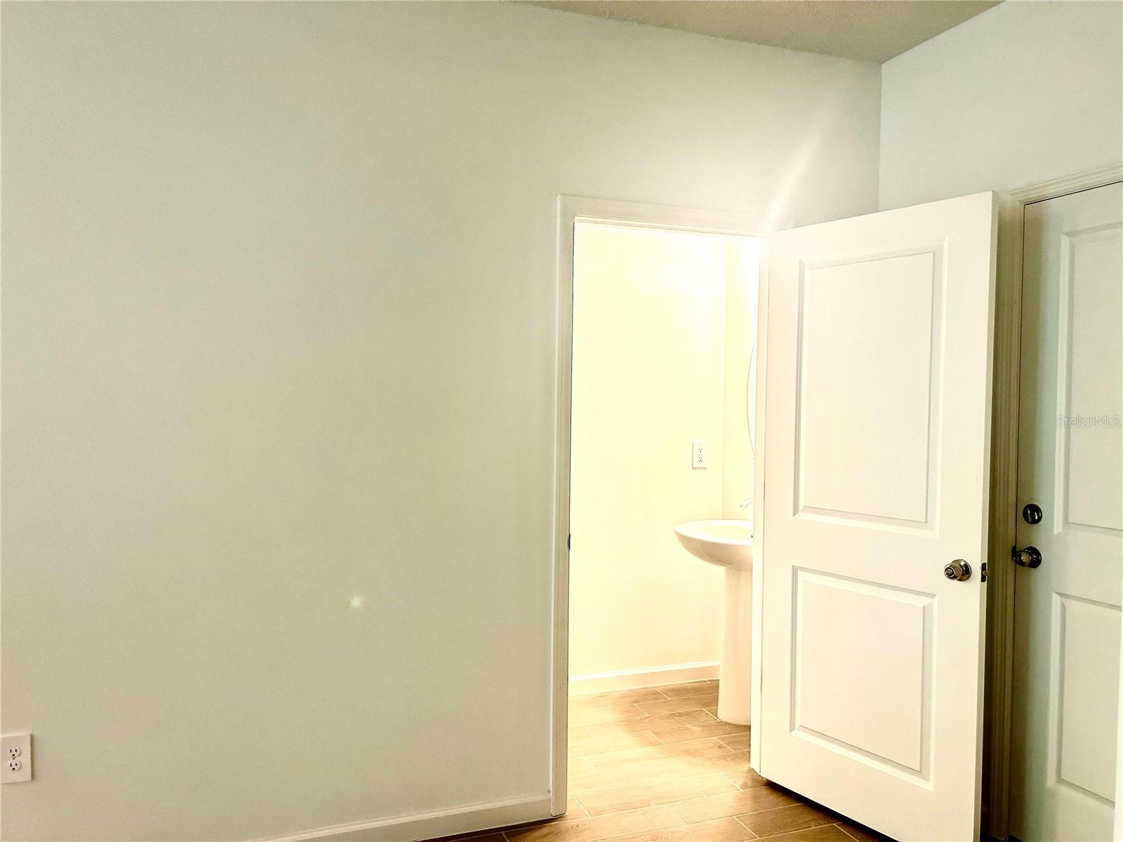 OAK HAMMOCK PRESERVE - Residential Lease