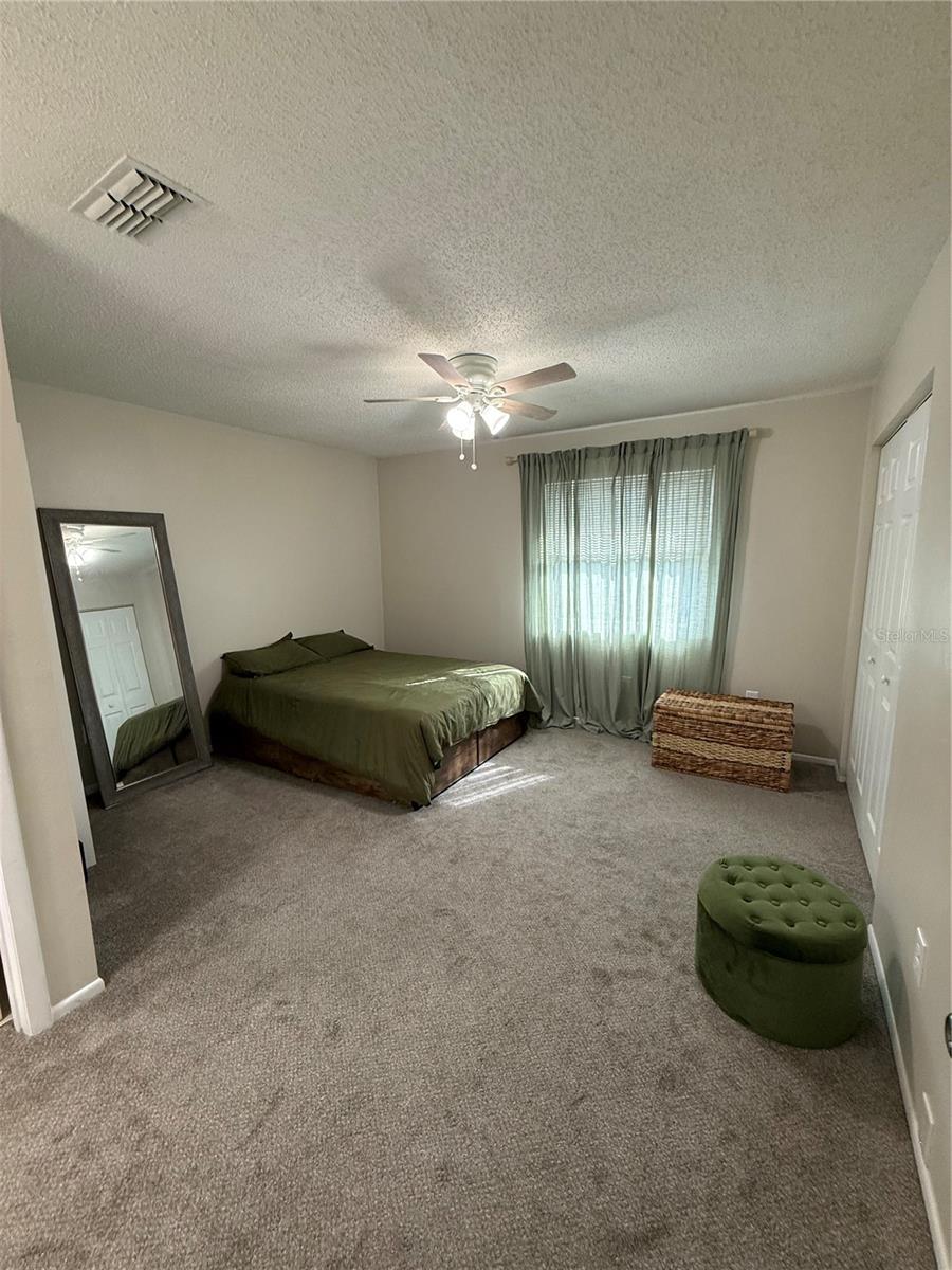 CARROLLWOOD OAKS - Residential Lease