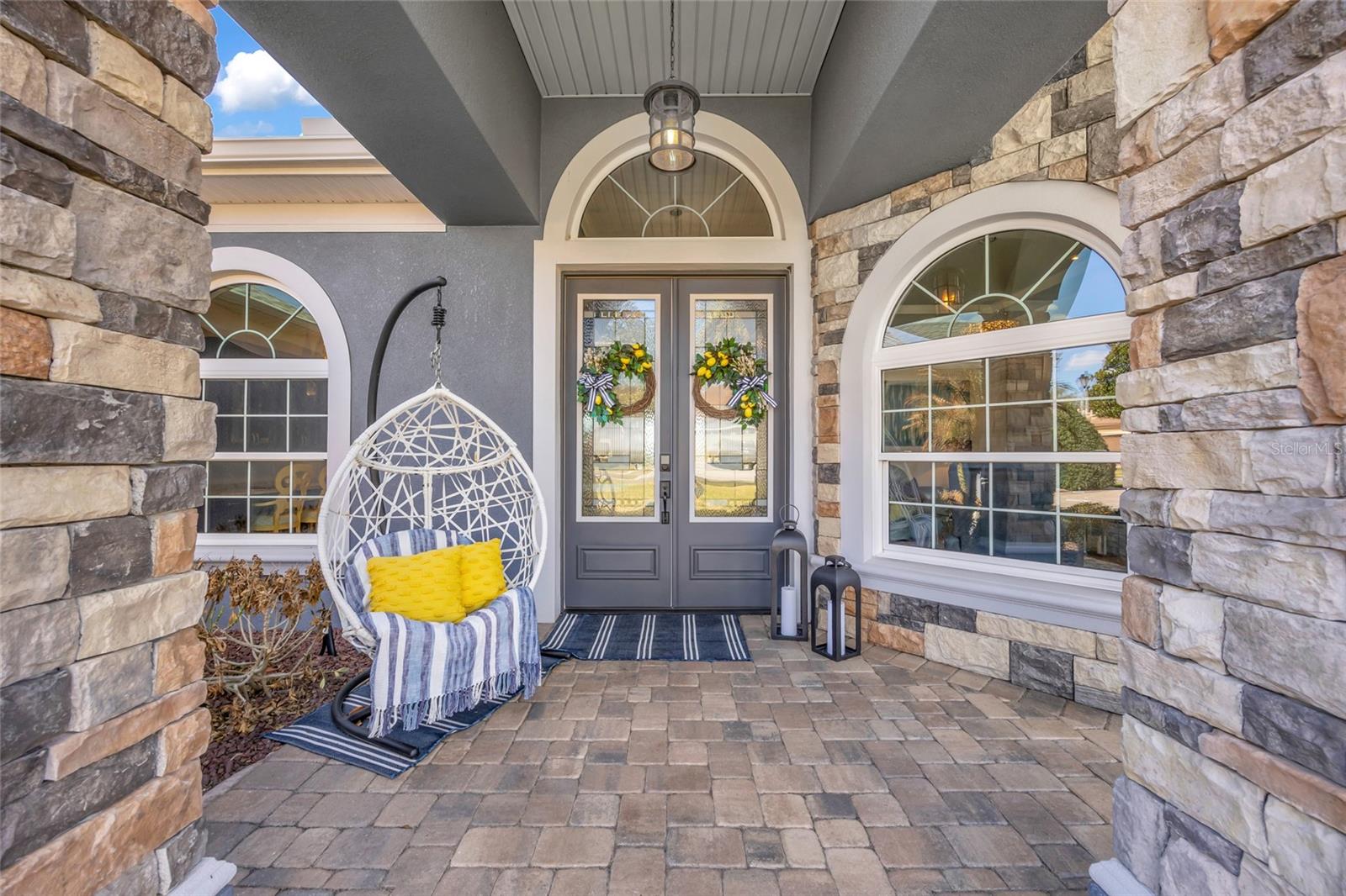 1210 JOHNS COVE LANE