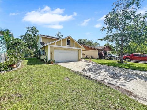 A home in LAKELAND