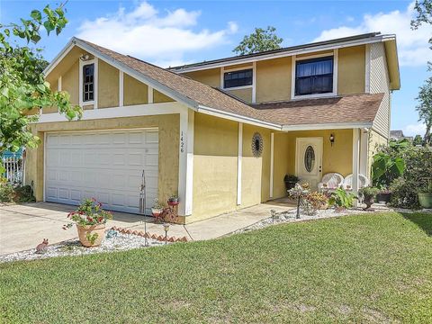 A home in LAKELAND