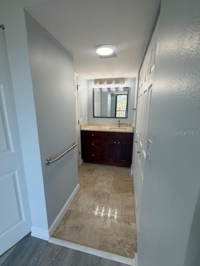 COVE CAY VILLAGE III - Residential