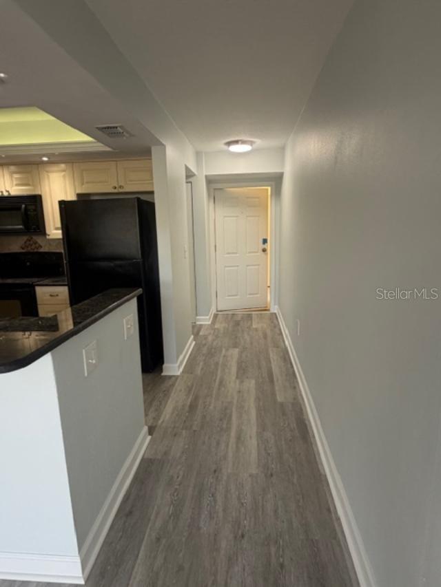 COVE CAY VILLAGE III - Residential