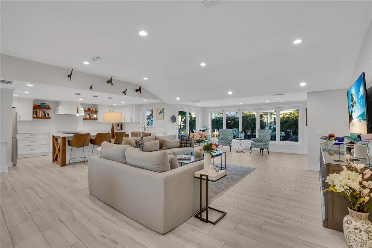 KEY ROYALE 7TH ADD - Residential