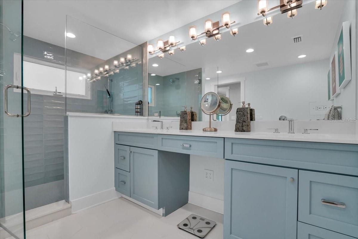 KEY ROYALE 7TH ADD - Residential