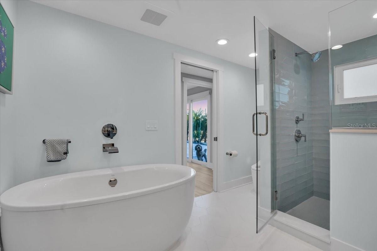 KEY ROYALE 7TH ADD - Residential