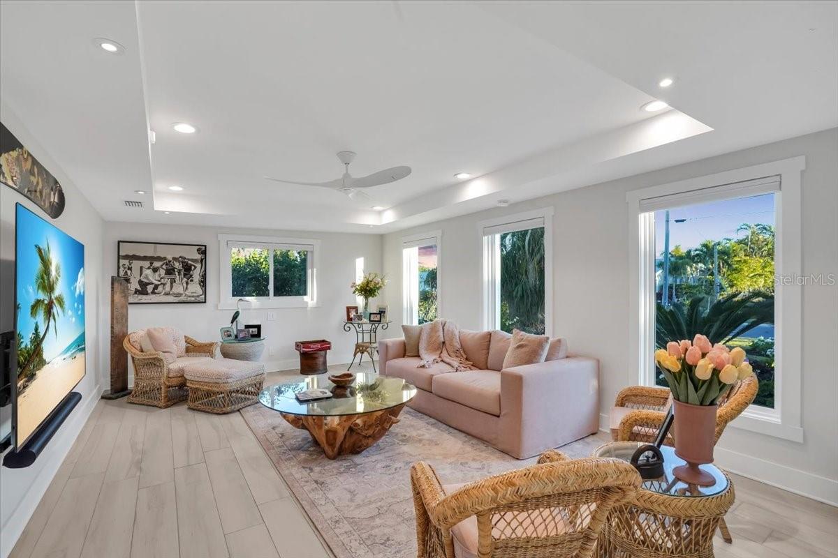 KEY ROYALE 7TH ADD - Residential