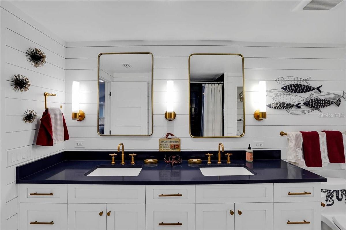 KEY ROYALE 7TH ADD - Residential