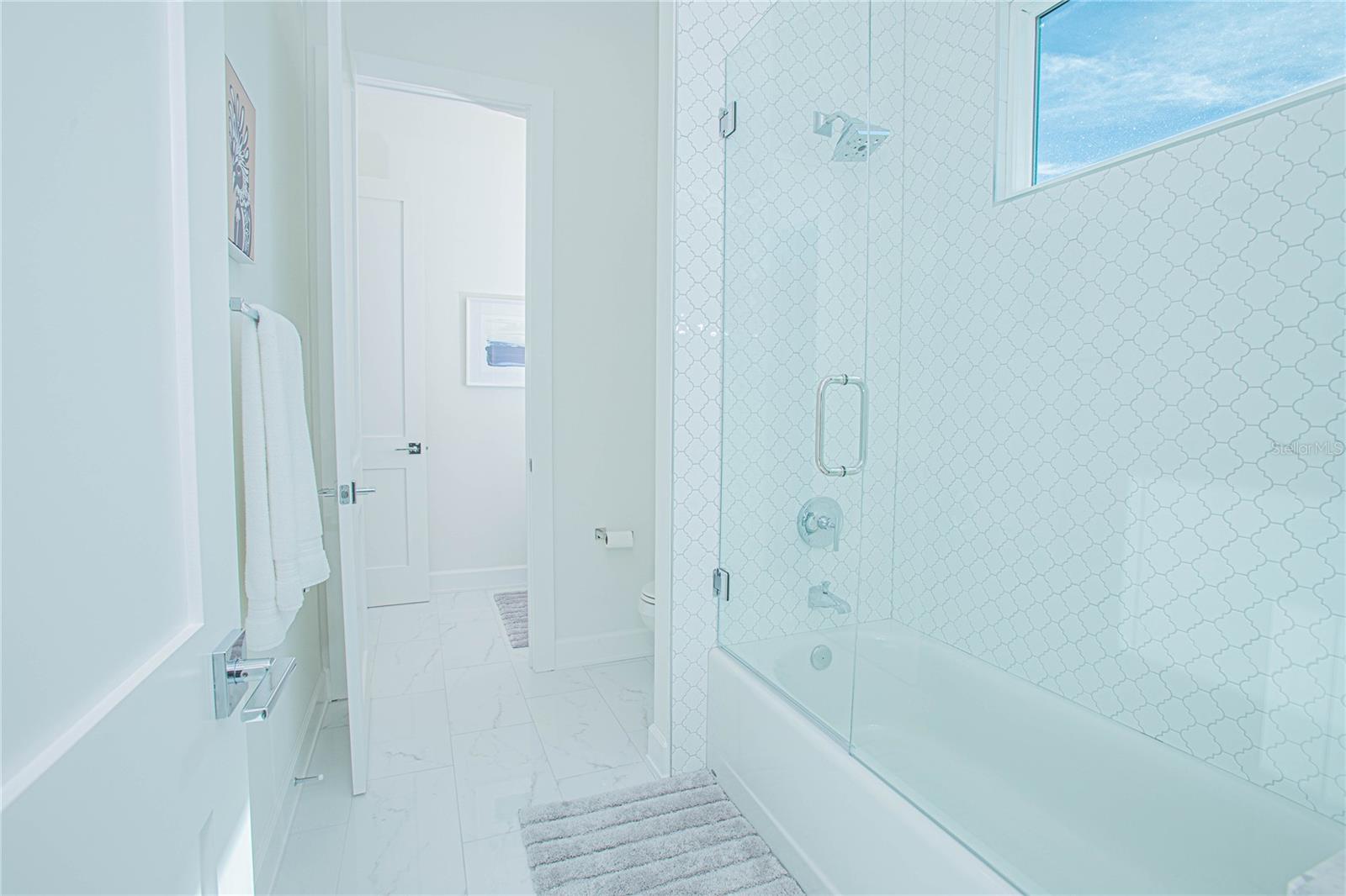 WINSTON ESTATES - Residential