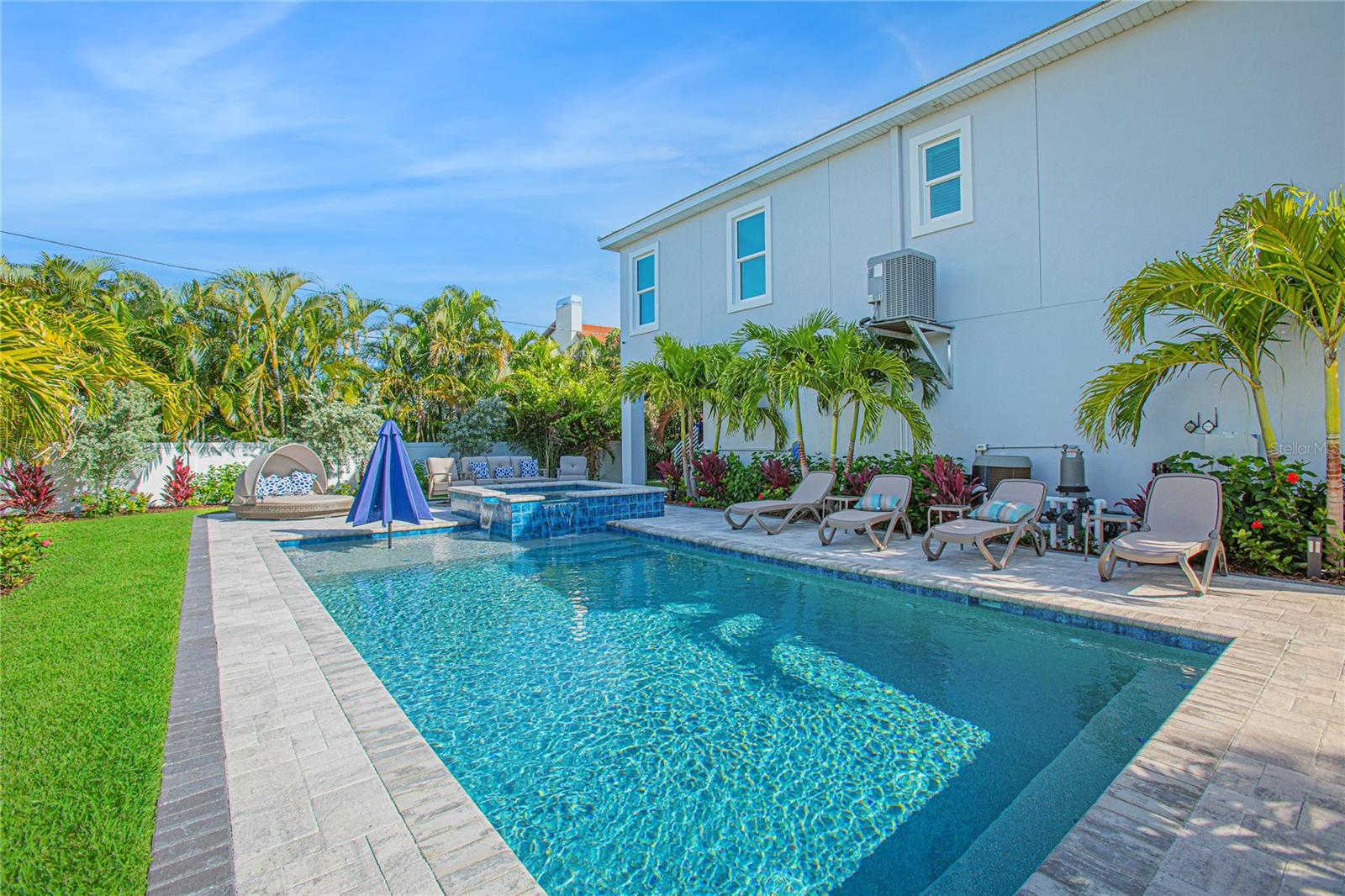 WINSTON ESTATES - Residential