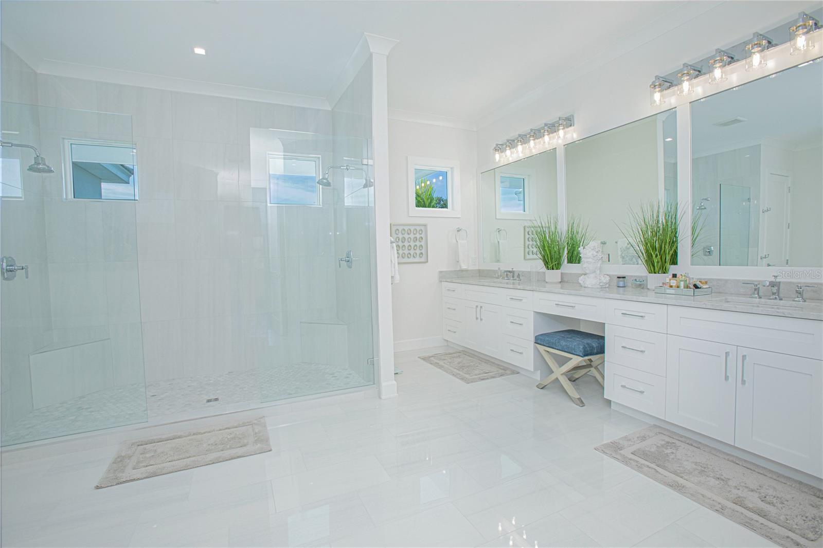 WINSTON ESTATES - Residential