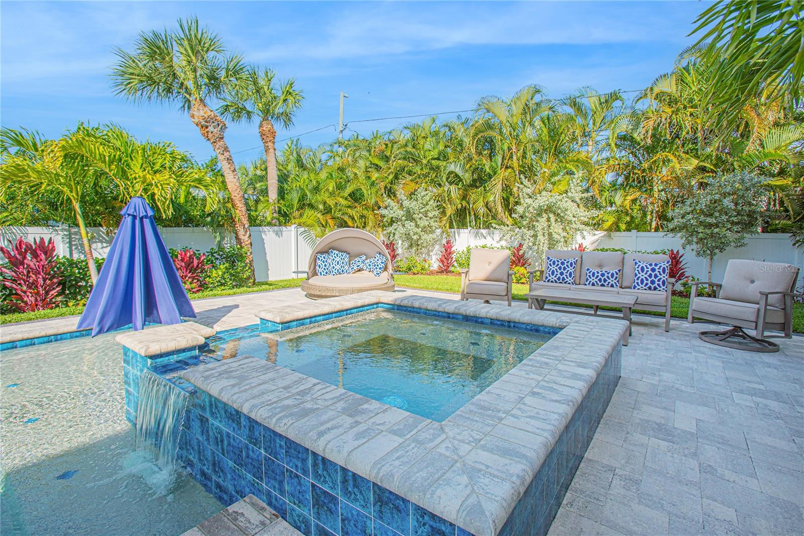 WINSTON ESTATES - Residential