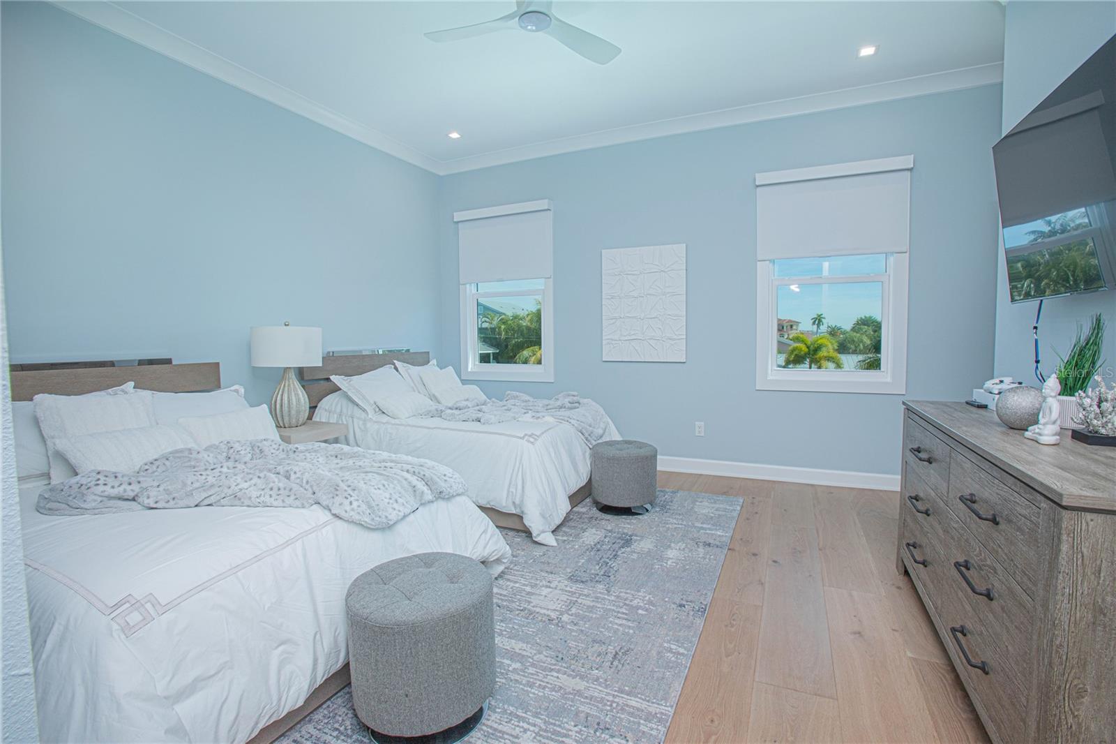 WINSTON ESTATES - Residential