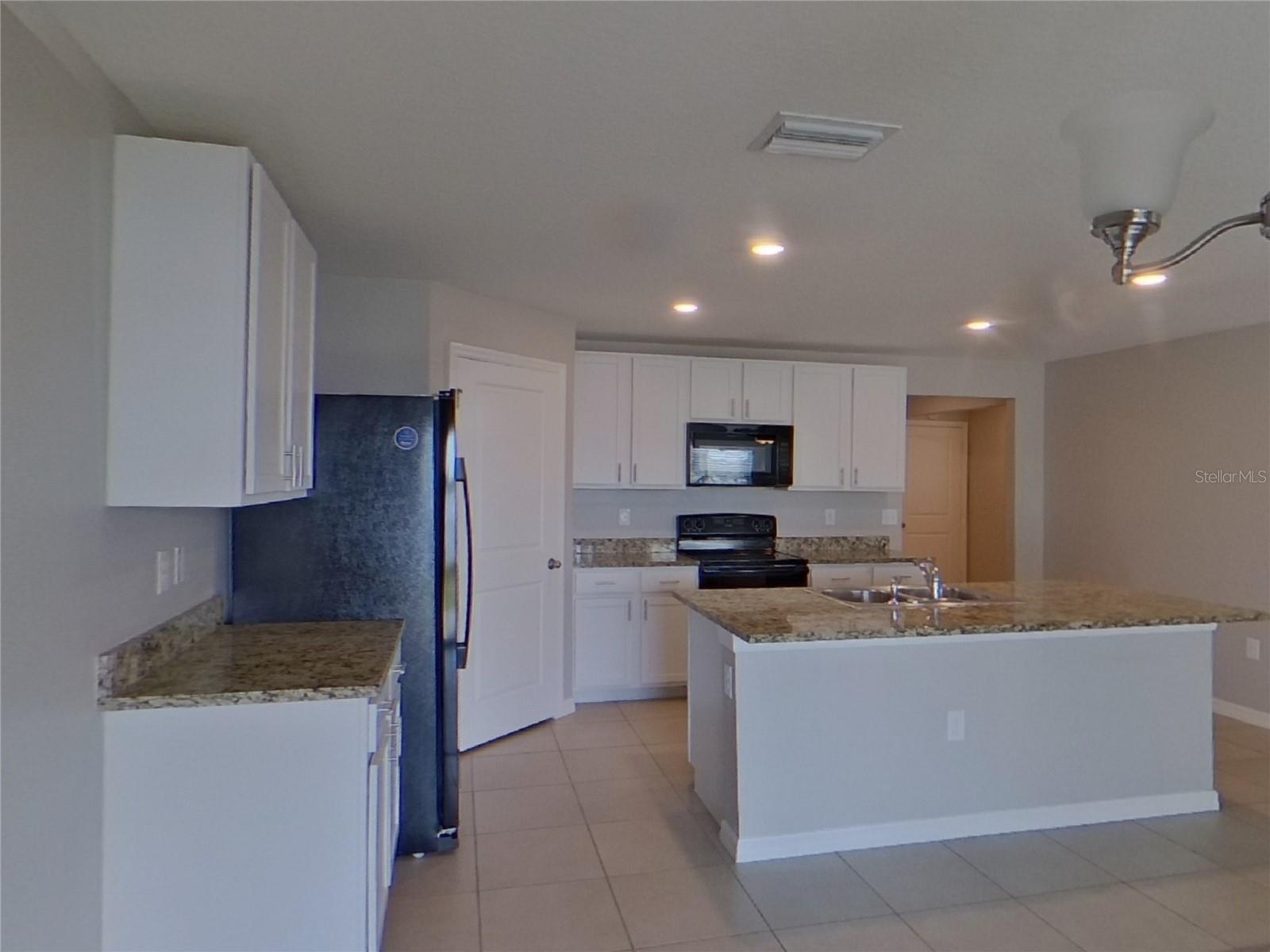 BROOKSIDE ESTATES - Residential Lease