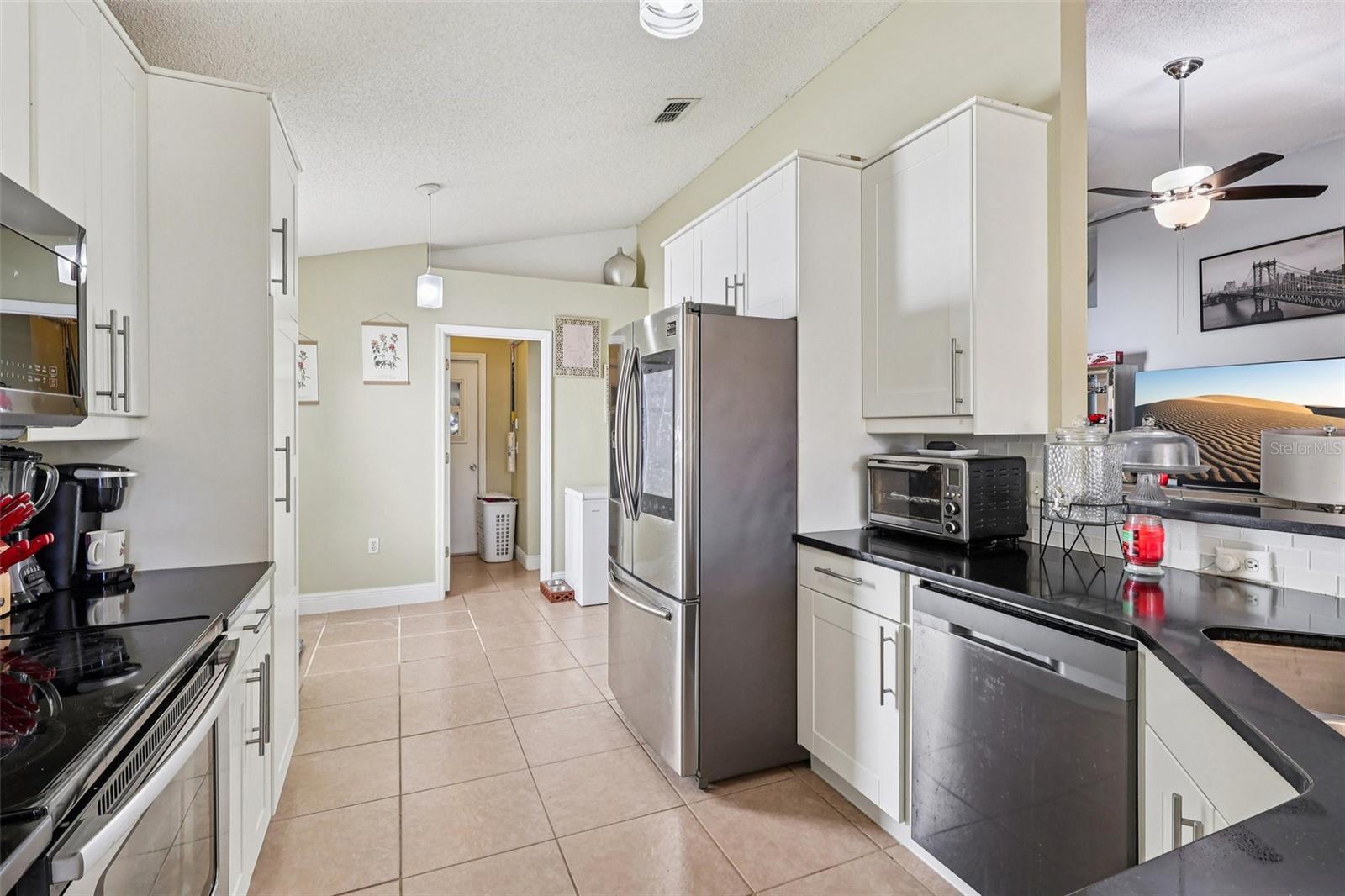 PINES WEST PH 01 - Residential