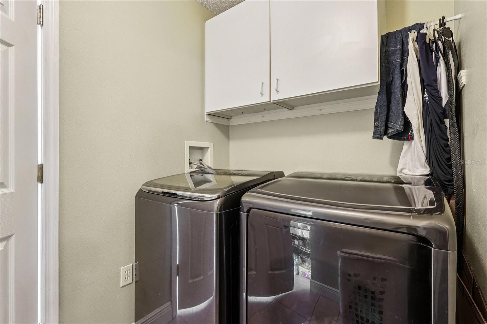 PINES WEST PH 01 - Residential