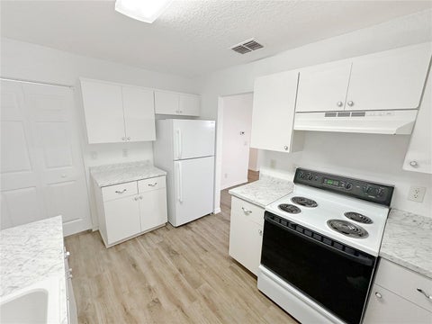 Tiny photo for 16111 SW 35th Court Road #4, Ocala, FL 34473 (MLS # O6449000)