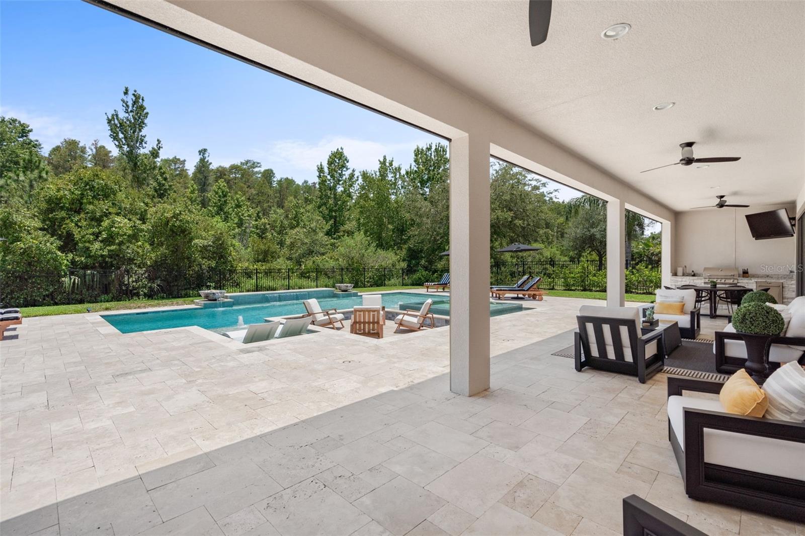 GRAND HAMPTON PH 3 - Residential