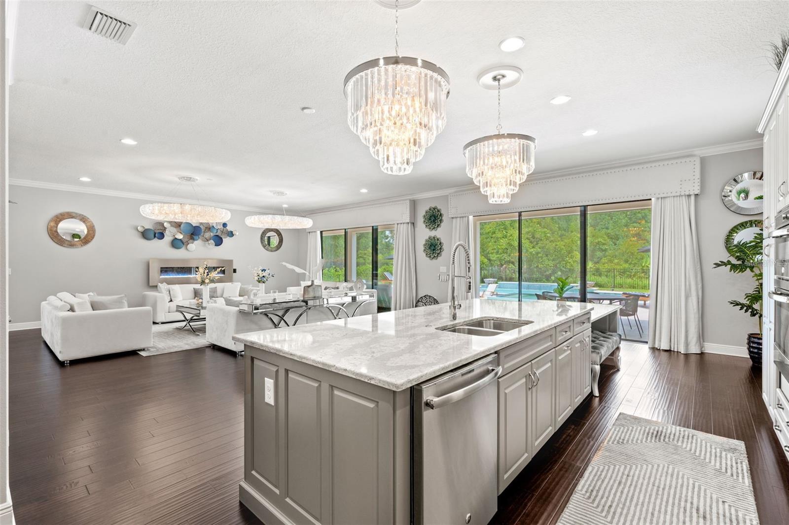 GRAND HAMPTON PH 3 - Residential