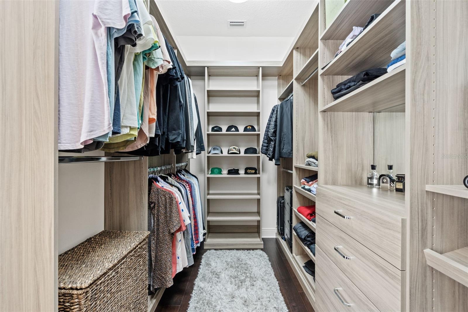 GRAND HAMPTON PH 3 - Residential
