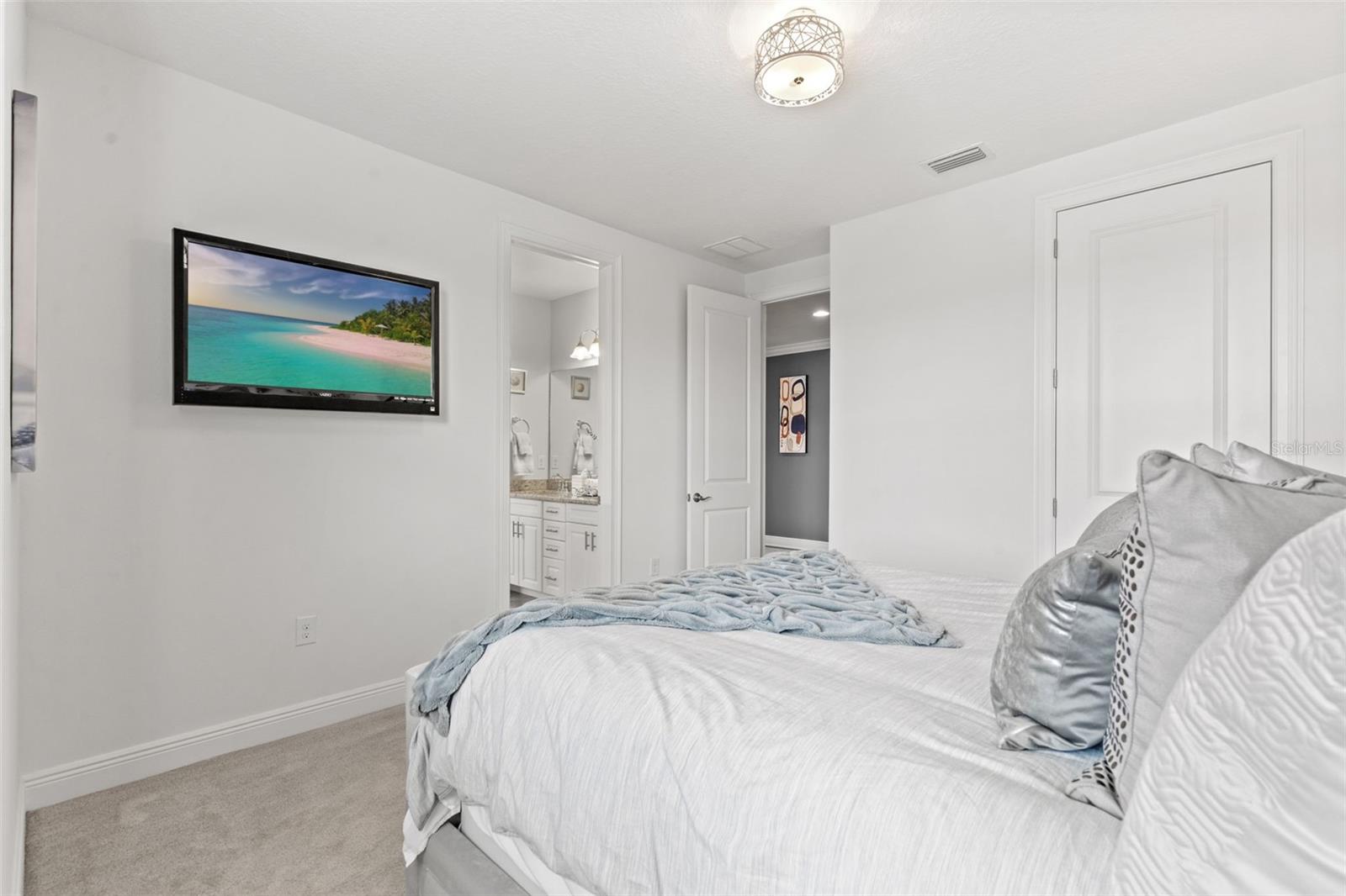 GRAND HAMPTON PH 3 - Residential