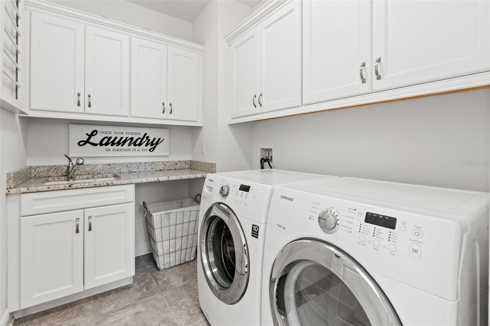 GRAND HAMPTON PH 3 - Residential