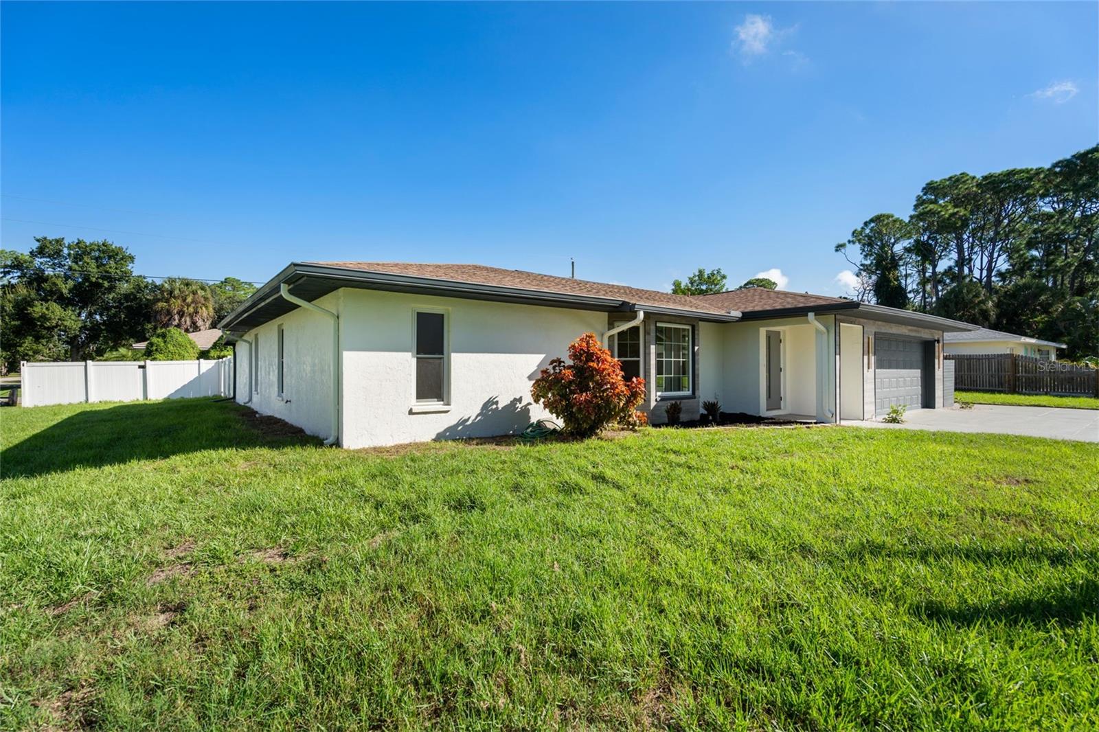 616 BROWN ROAD, VENICE, FL, 34293 3 616 BROWN ROAD